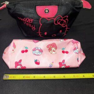 NWOT Set of 2 Hello Kitty Cosmetic Bags